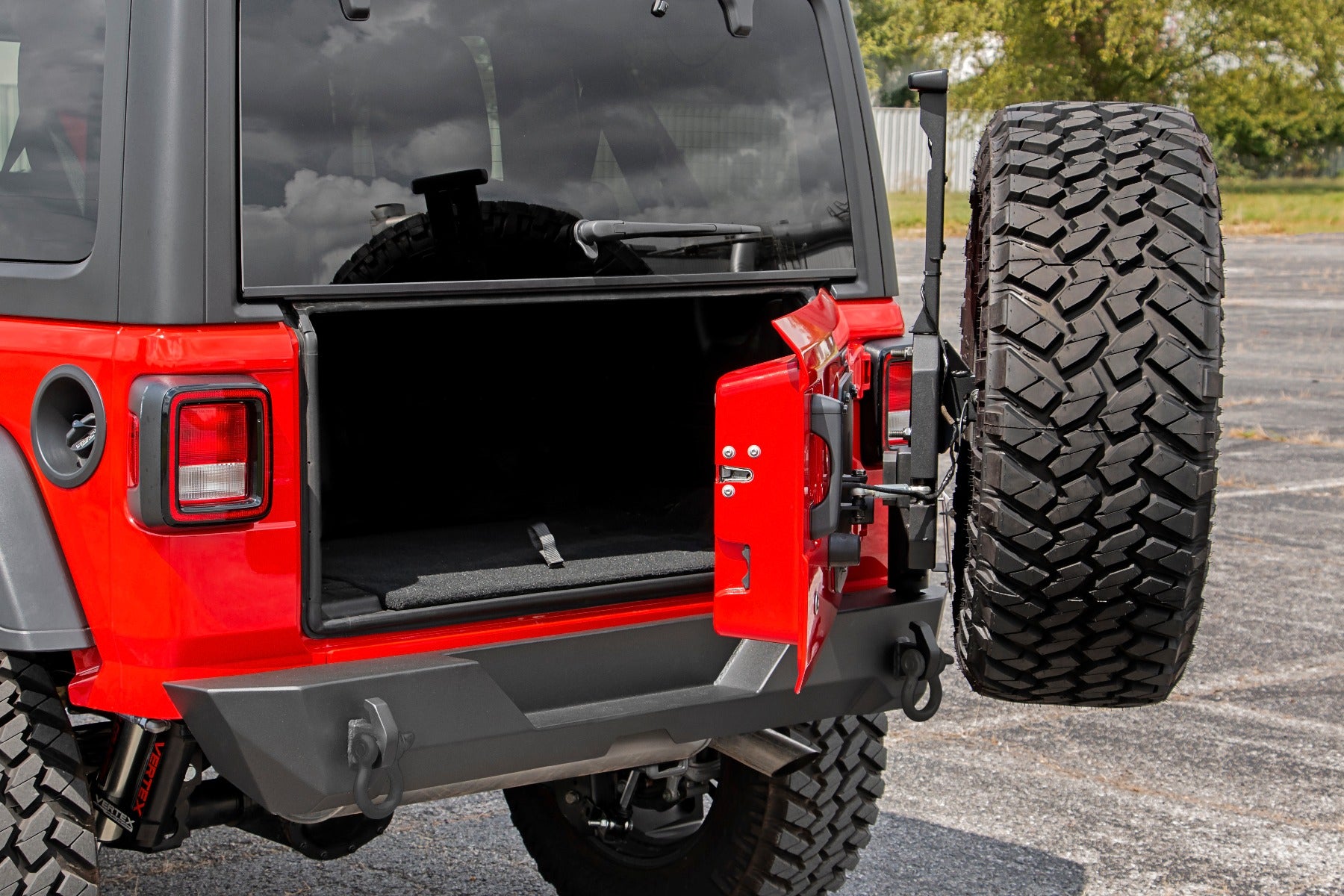 Rough Country | Rear Bumpers | Jeep JL Rear Trail Bumper with Tire Carrier For 18-Pres Wrangler JL 4WD Rough Country | 10598