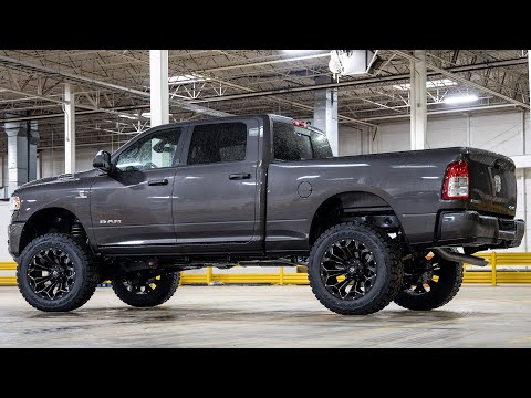 Rough Country | Lift Kits | 5.0 Inch Dodge Suspension Lift Kit Standard Rate Coil Springs Radius Arms 19-Up Ram 2500 4WD w/ AISIN Transmission Diesel Rough Country | 37930