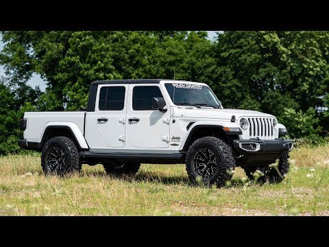 Rough Country | Lift Kits|Suspension|Suspension / Steering / Brakes | 2.5 Inch Jeep Suspension Lift Kit Springs 2020 JT Gladiator Rough Country | 64830A